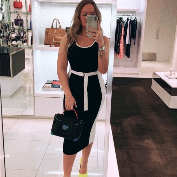 Profile Picture of Emily Guzek (@eguzek) on Poshmark
