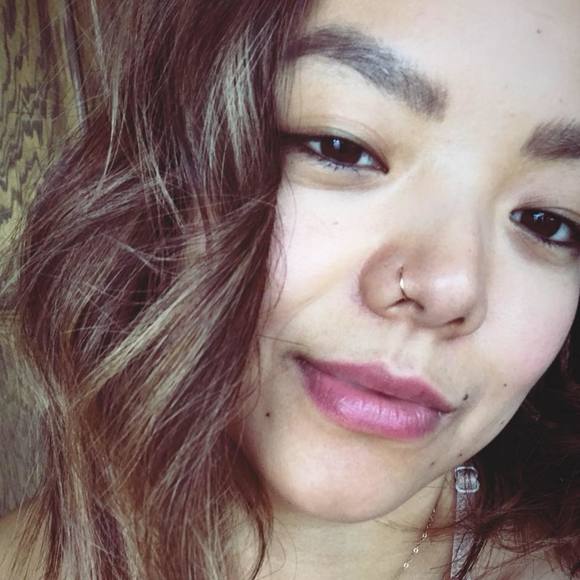 Profile Picture of Eva Ha (@eva_ha) on Poshmark