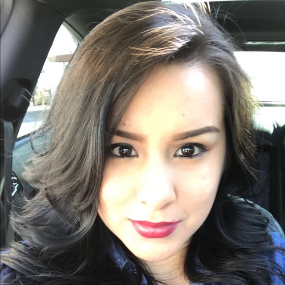 Profile Photo of Susy Talamantes (@susy22ramos) on Poshmark