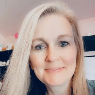 Profile Picture of Denise Brady (@denisebrady1) on Instagram