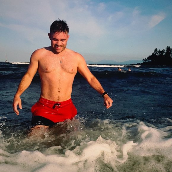 Profile Picture of Kyle Hay (@kylekubisheski) on Poshmark