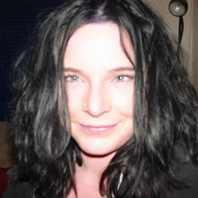 Profile Picture of Sandra Oswald (@sl1975) on Twitter