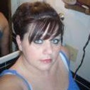 Profile Picture of Stacey Mullins (@divastylist93) on Myspace