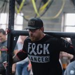 Profile Picture of Robert Sweeney (@wobb1le) on Instagram