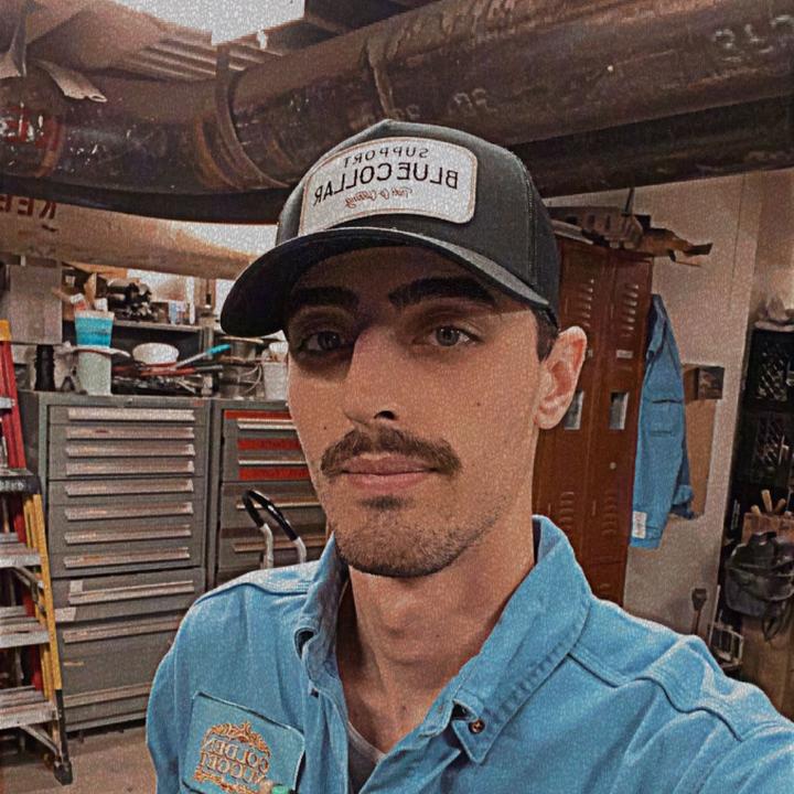 Profile Picture of Kyle Plumley (@kplumleyy) on Tiktok