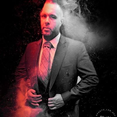 Profile Picture of Richard Garlick (@RichardGarlick1) on Twitter