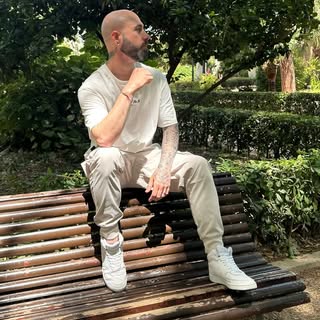 Profile Picture of Robert Tomas (@roberts.lifestyle) on Instagram