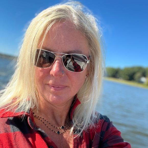 Profile Picture of Patricia Stepka (@patty_lynn72) on Poshmark