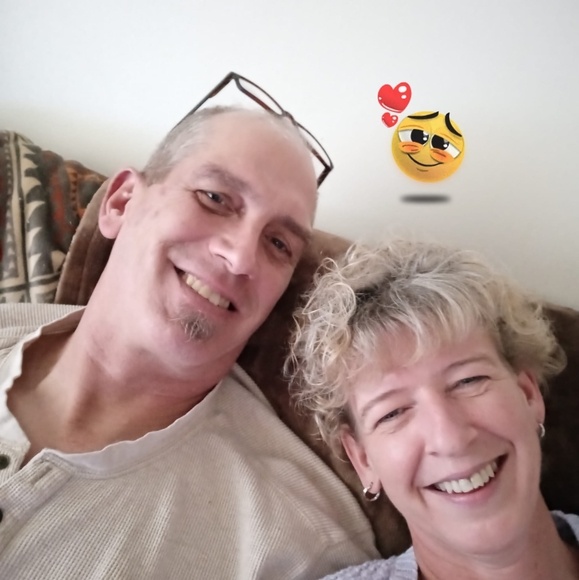 Profile Picture of Gretchen Walbaum (@gwalbaum17) on Poshmark