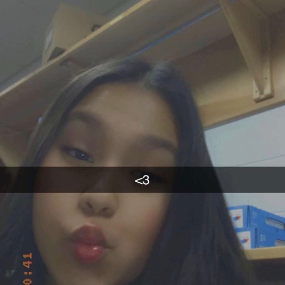 Profile Picture of Brisa Ramirez (@brisaramirz15) on Poshmark