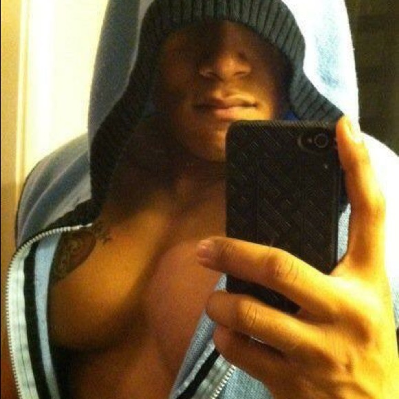 Profile Picture of Joseph Mcghee (@j_lee06) on Poshmark