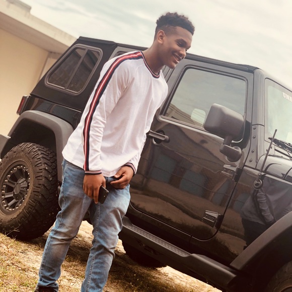 Profile Picture of Michael Blackwell (@mikey2234164) on Poshmark