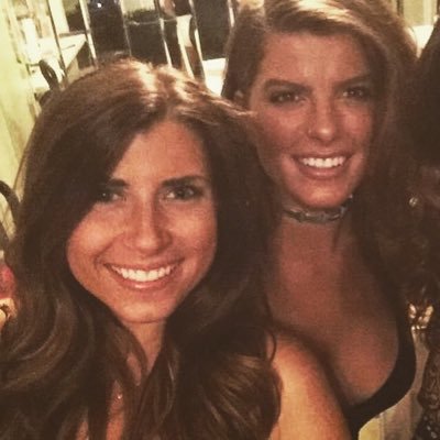 Profile Picture of Jessica Hickey (@JMHickey21) on Twitter