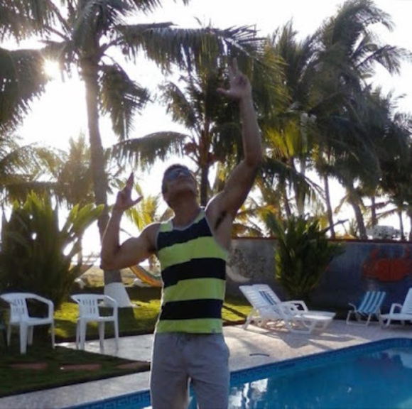 Profile Picture of Jared Dos santos (@jared2santos97) on Poshmark