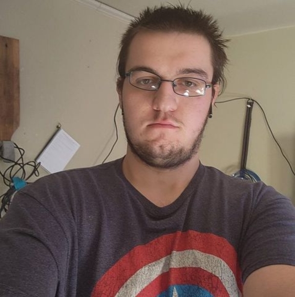 Profile Picture of Robert Prawdzik (@robertprawdzik) on Poshmark