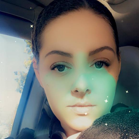 Profile Picture of Shanelle Butler (@butlershanelle) on Poshmark