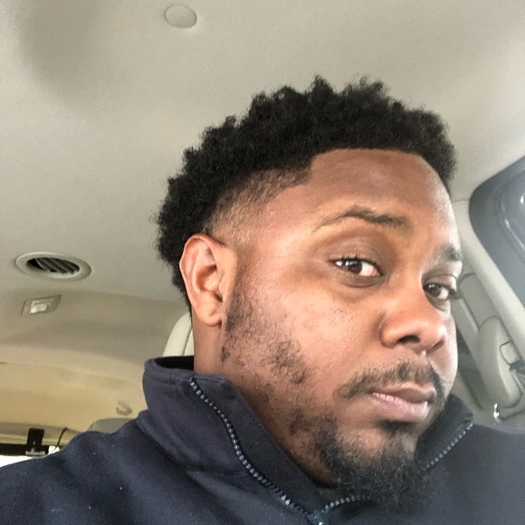 Profile Picture of Chad Hagans (@chagans72) on Poshmark