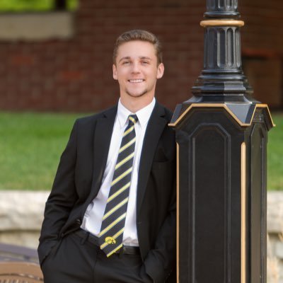 Profile Picture of Matthew Duesing (@matthewdduesing) on Twitter