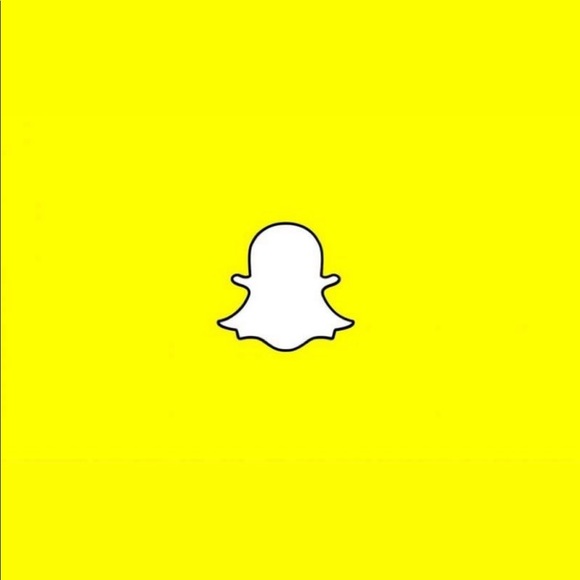 Profile Picture of Gilbert Peña (@gilbert11173764) on Poshmark