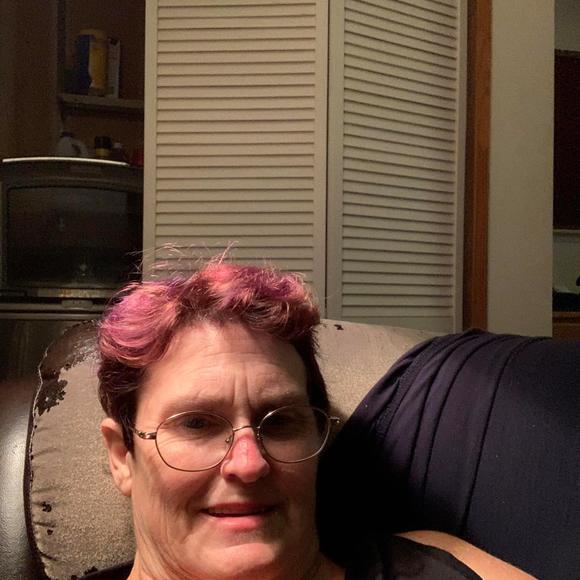 Profile Picture of Barbara Nixon (@barbnixon) on Poshmark