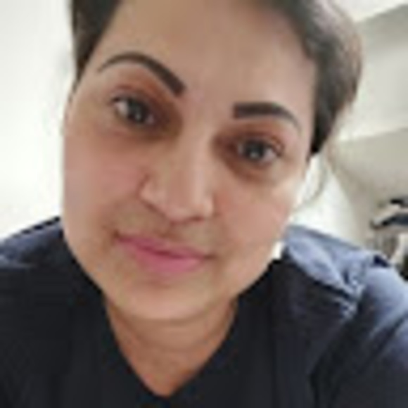 Profile Picture of Sol Rodriguez (@sunrodriguez83) on Poshmark