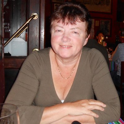 Profile Picture of Lynda Beck (@natrob2018) on Twitter