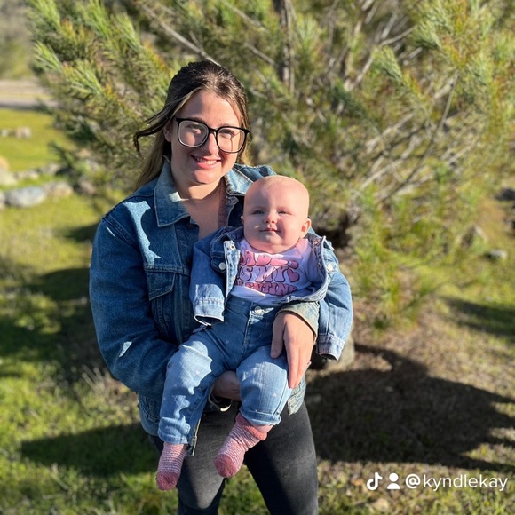 Profile Picture of Kyndle Smallcomb (@ksmallcomb44) on Poshmark