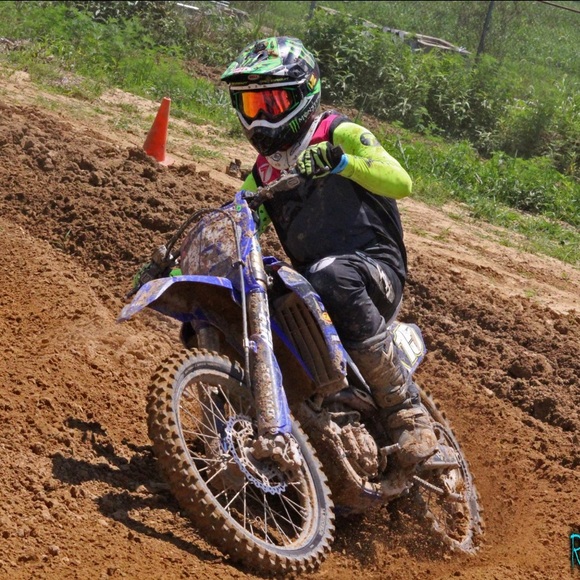 Profile Picture of Chase Malone (@cmalone1570) on Poshmark