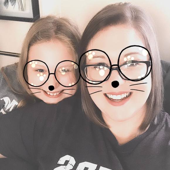 Profile Picture of Stacy Hopper (@stacyhopper) on Poshmark