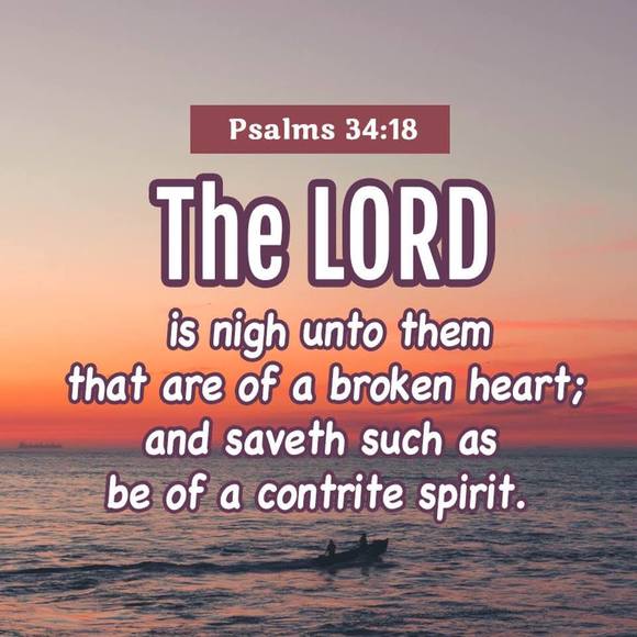 Profile Picture of Sandra Chase (@helen0103) on Poshmark