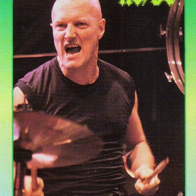 Profile Picture of Chris Slade (@ChrisSladeDrums) on Twitter