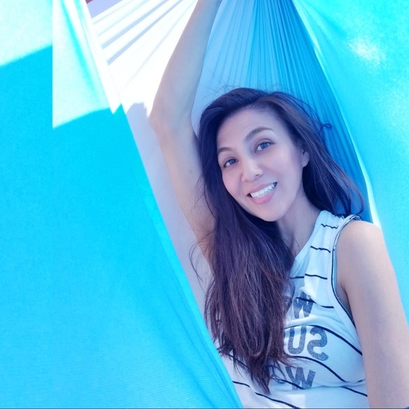 Profile Picture of Gailene Nakai (@lagailene) on Poshmark