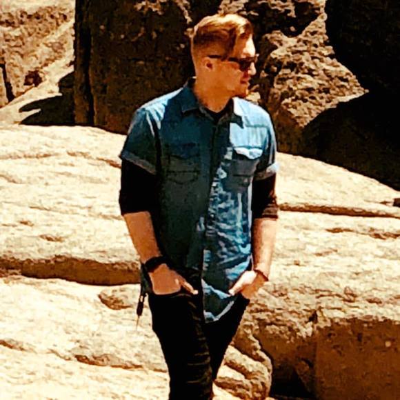 Profile Picture of Andrew Kimbro (@theeandrew48) on Poshmark