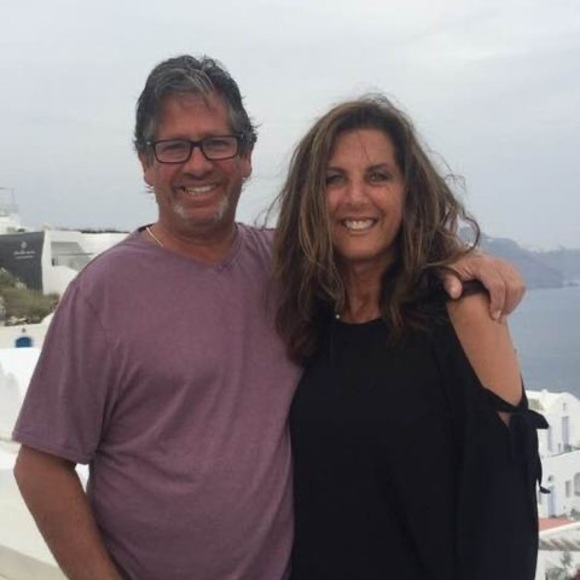 Profile Picture of Joanne Nelson (@joannenelson32) on Poshmark