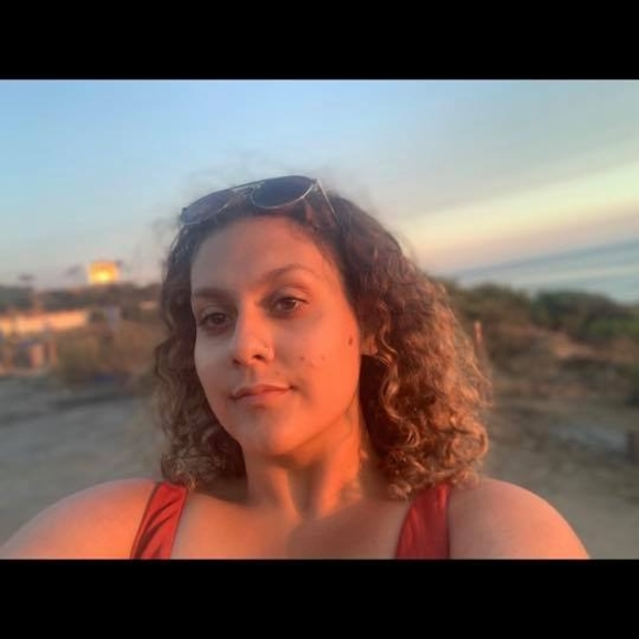 Amanda Amorim - Poshmark Profile Picture of Amanda Amorim (@manderz_xo) on Poshmark