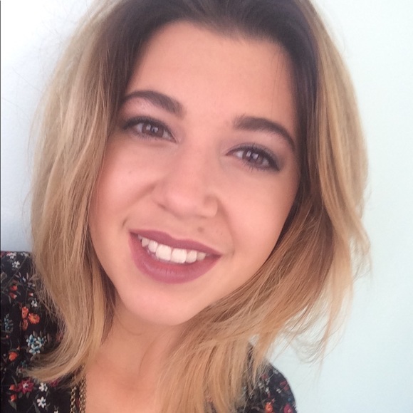 Profile Picture of Mariel Johnson (@mjdaisy707) on Poshmark