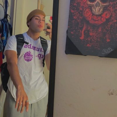 Profile Picture of Jacob Lares (@Jujularesz) on Twitter