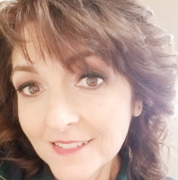Profile Picture of Melissa Forsythe (@msforsythe68) on Poshmark
