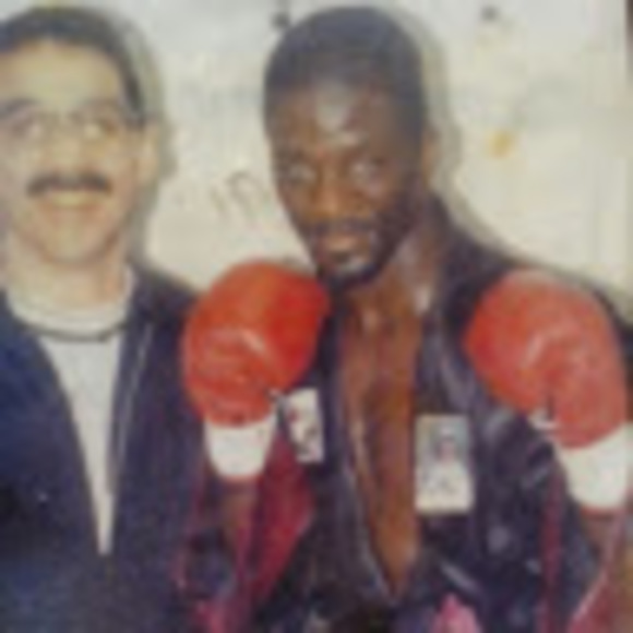 Profile Picture of James Mouzone (@jamesmouzone51) on Poshmark