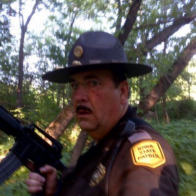 Profile Picture of Bob Cox (@BobCox82) on Twitter