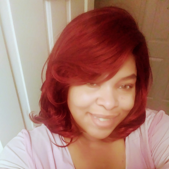 Profile Picture of Courtney Sharperson (@mzblacdiamond) on Poshmark