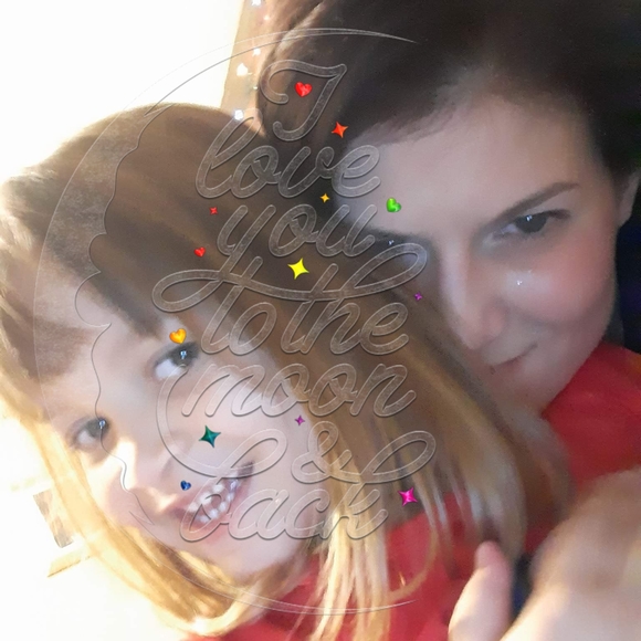 Shawna Snyder - Poshmark Profile Picture of Shawna Snyder (@shawnasnyder) on Poshmark