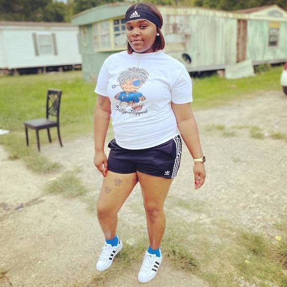 Profile Picture of Quinndacia Bell (@bquinndacia) on Poshmark