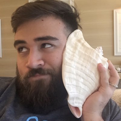Profile Picture of Nicholas Roebuck (@ch33sem0nster) on Twitter