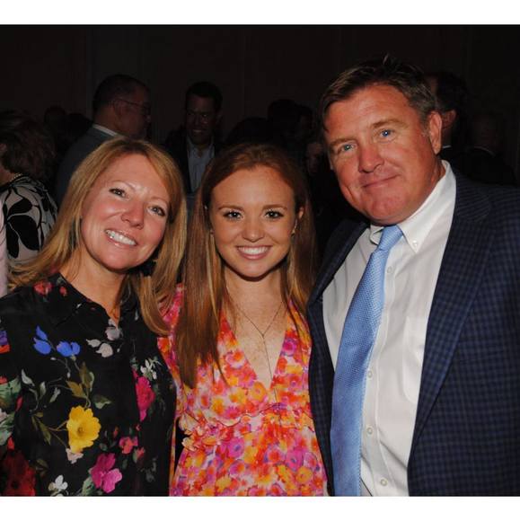 Profile Picture of Emily Ballsieper (@emilyballsieper) on Poshmark