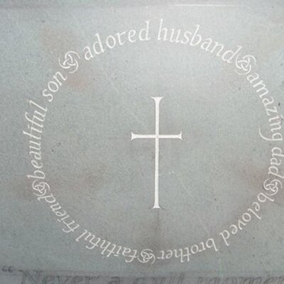 Profile Picture of Kurt Russell (@krmemorials) on Twitter