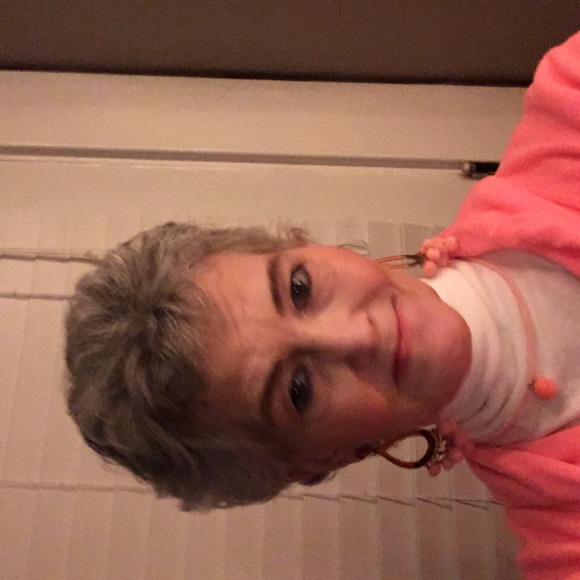 Profile Picture of Tammy Keith (@tspradling213) on Poshmark
