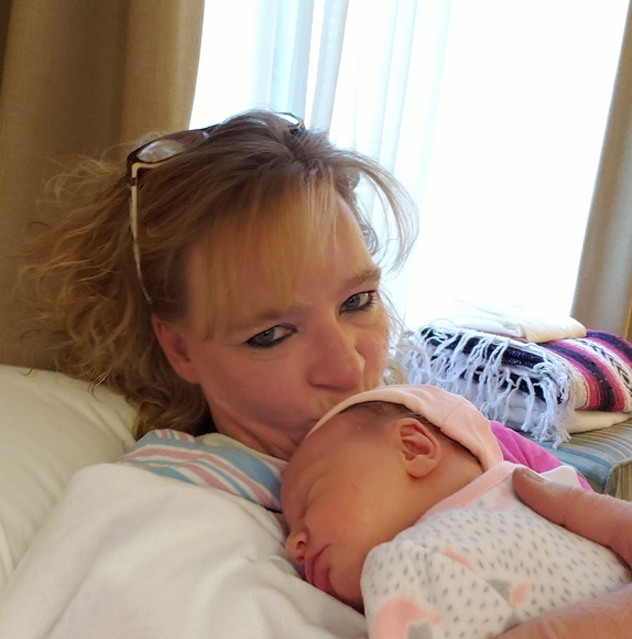 Profile Picture of Carrie Schmidt (@bcarriea5) on Poshmark