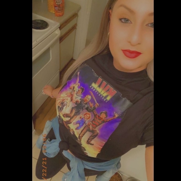 Profile Picture of Ñekita Rivera (@mun3ka91) on Poshmark