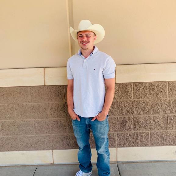 Profile Picture of Kyle Coggeshell (@kylecoggeshell) on Poshmark